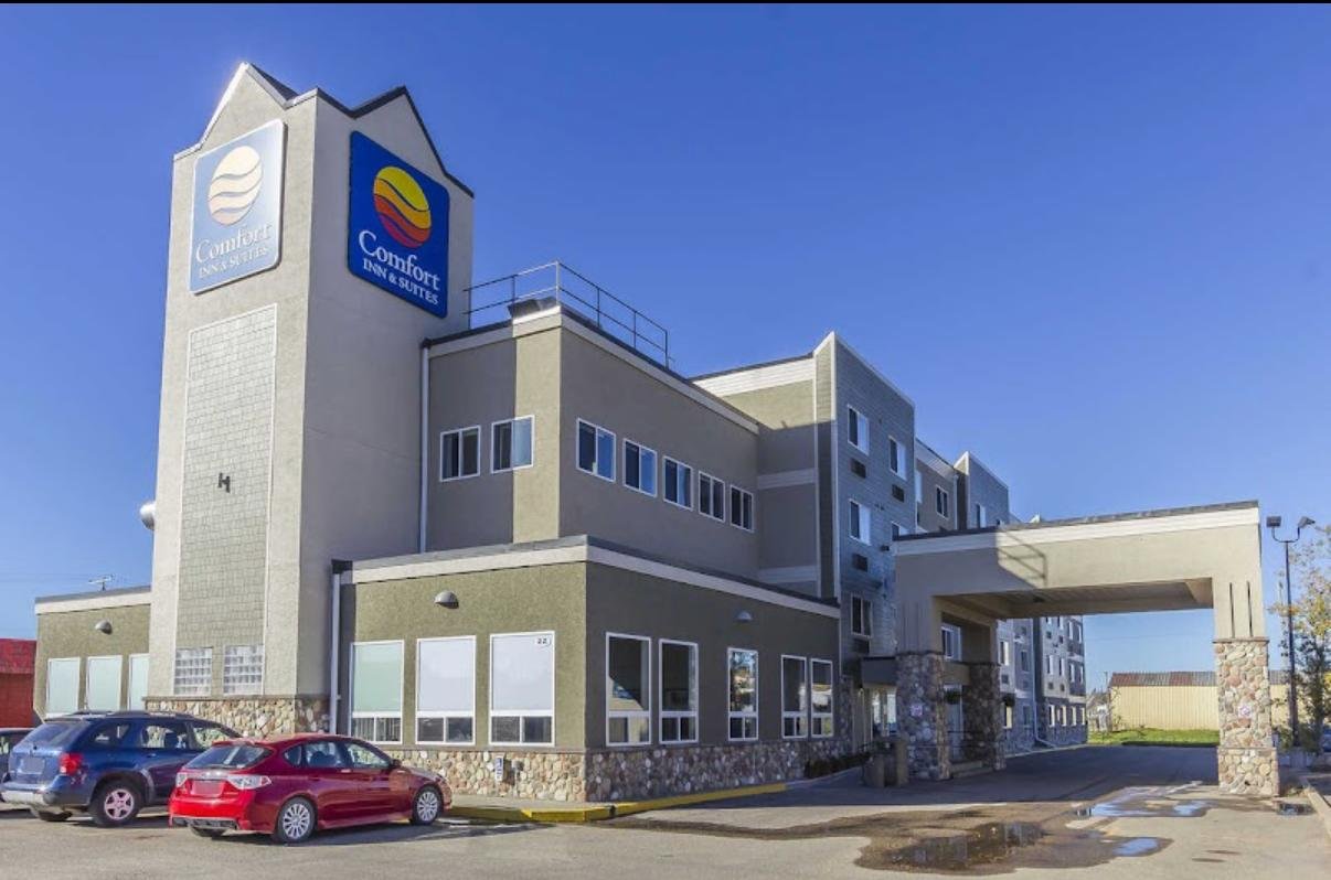 Comfort Inn & Suites roofing project